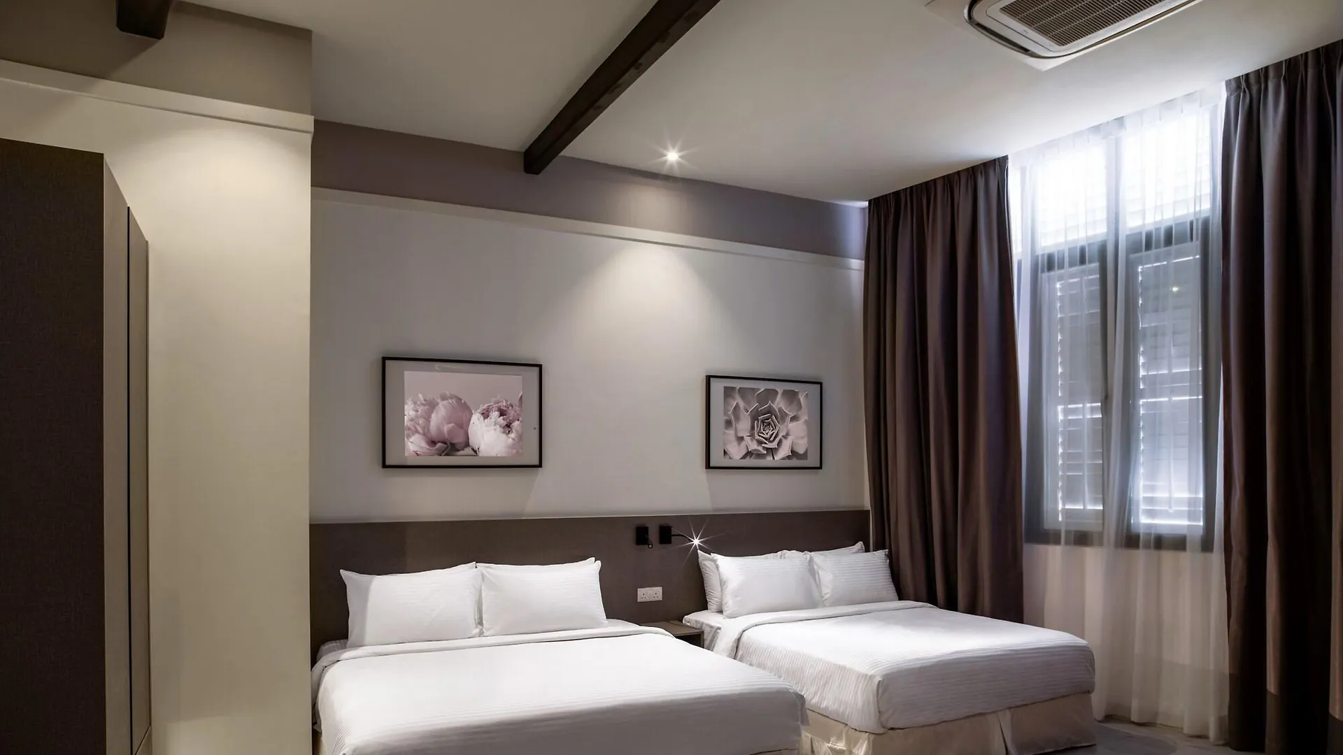 Hutton Central Hotel Managed By The Ascott Limited George Town